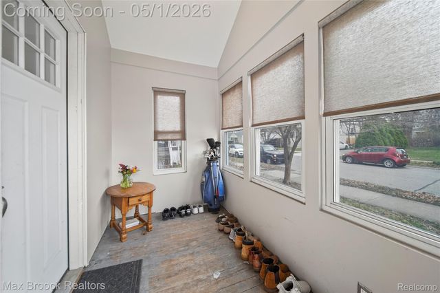 595 E Drayton Street, Ferndale, MI 48220