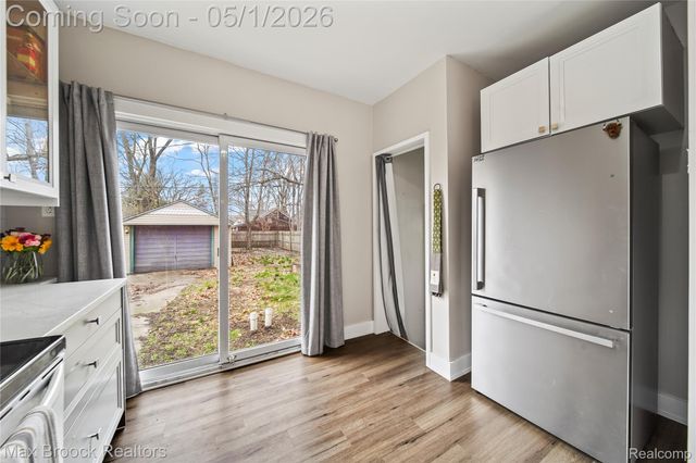 595 E Drayton Street, Ferndale, MI 48220