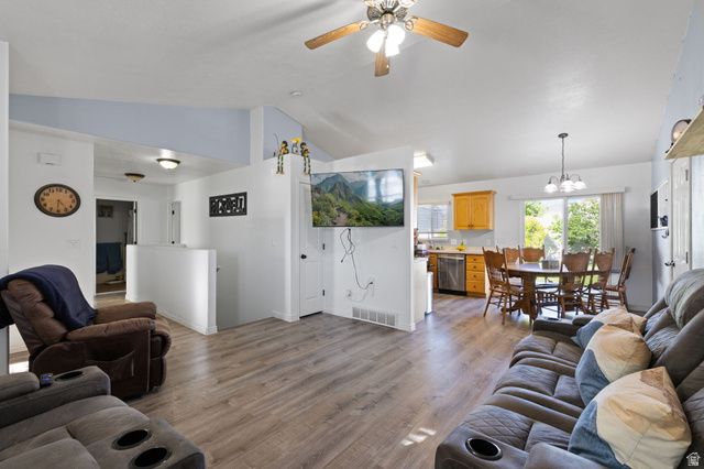 1353 S 360 W, Payson, UT 84651