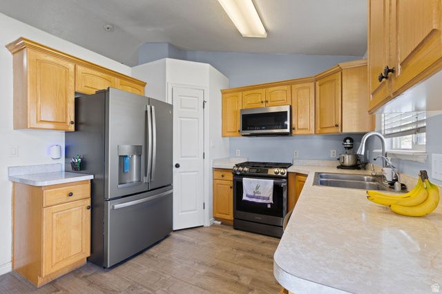 1353 S 360 W, Payson, UT 84651