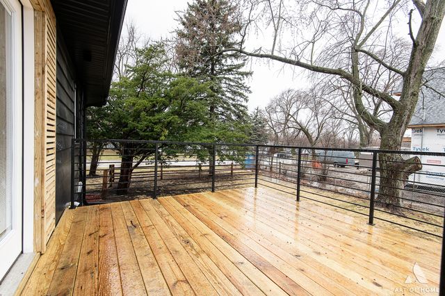 8459 S 85th Court, Hickory Hills, IL 60457