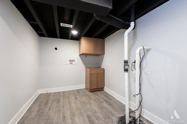 8459 S 85th Court, Hickory Hills, IL 60457