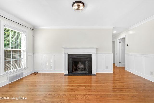 4402 Rudy Ln, Louisville, KY 40207
