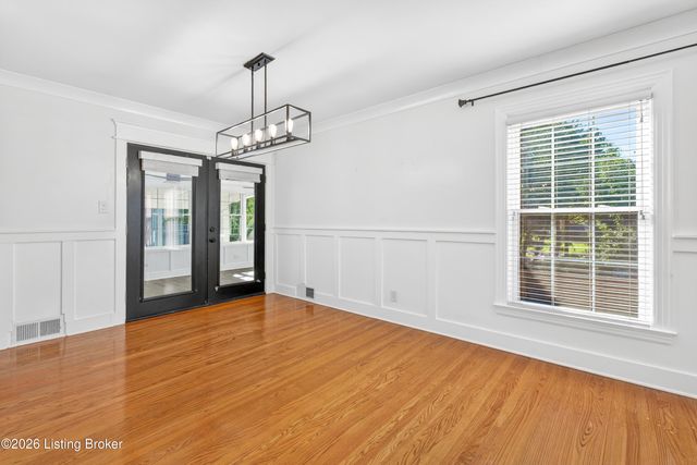 4402 Rudy Ln, Louisville, KY 40207