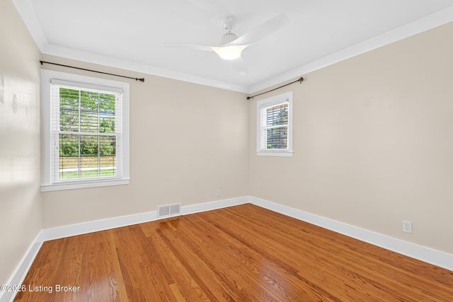 4402 Rudy Ln, Louisville, KY 40207