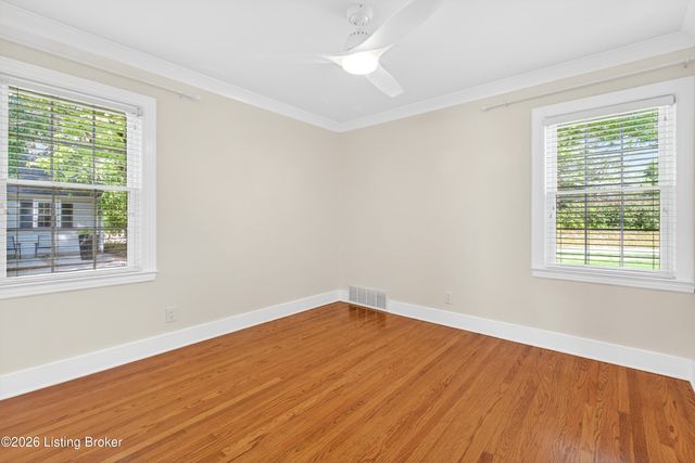4402 Rudy Ln, Louisville, KY 40207