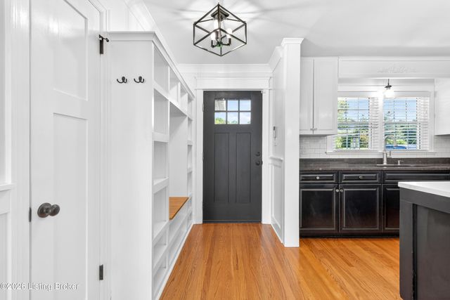 4402 Rudy Ln, Louisville, KY 40207
