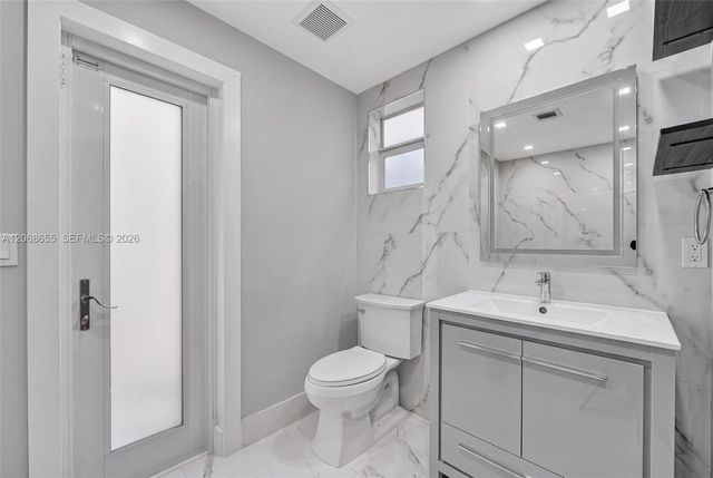 700 W 51st Place, Hialeah, FL 33012