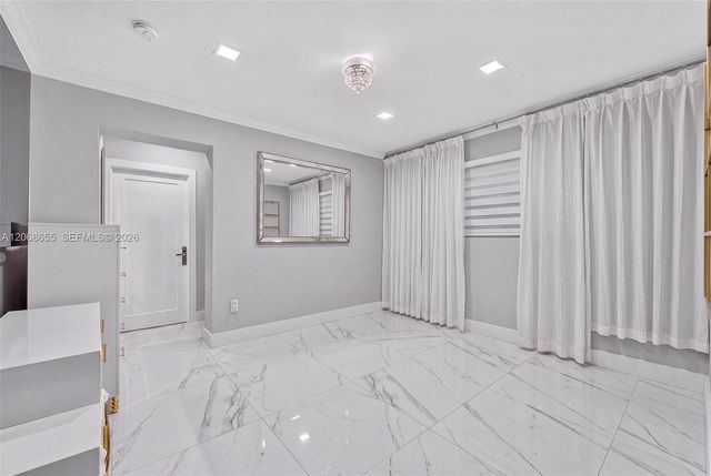 700 W 51st Place, Hialeah, FL 33012
