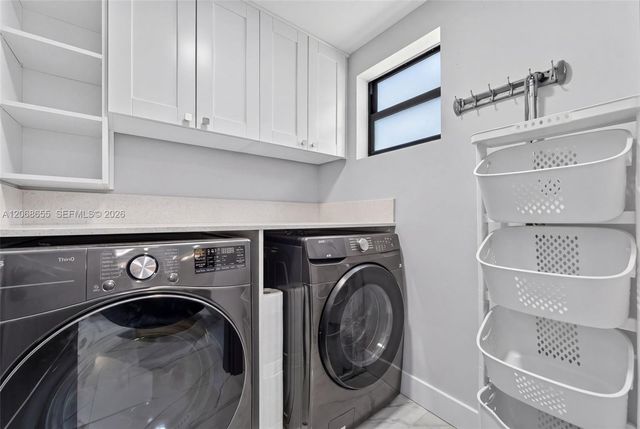 700 W 51st Place, Hialeah, FL 33012