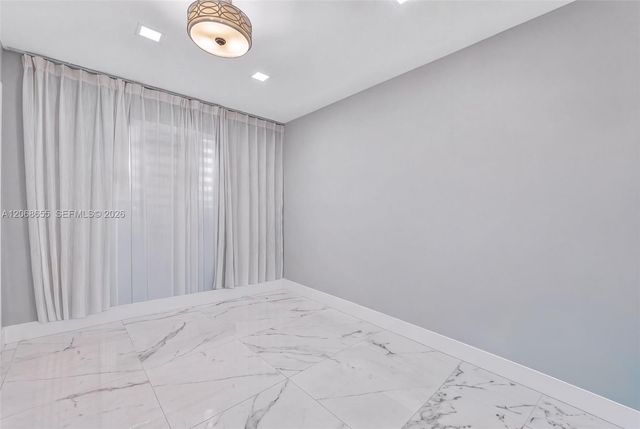700 W 51st Place, Hialeah, FL 33012