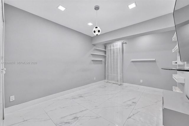 700 W 51st Place, Hialeah, FL 33012
