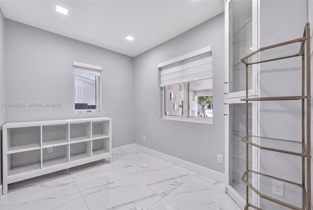 700 W 51st Place, Hialeah, FL 33012