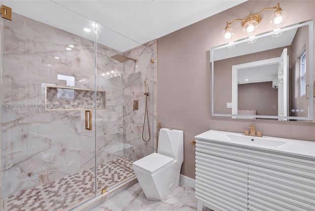 700 W 51st Place, Hialeah, FL 33012