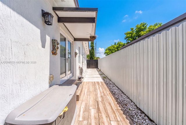 700 W 51st Place, Hialeah, FL 33012