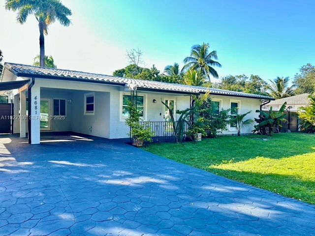 4681 SW 26th Ter 0, Dania Beach, FL 33312