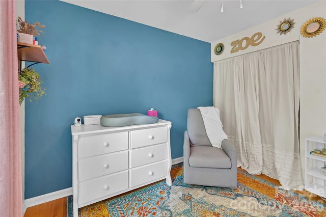34 Knoll Ridge Drive, Asheville, NC 28804