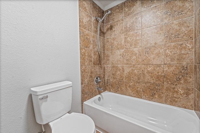 5559 Casa Calvet Drive, Katy, TX 77449