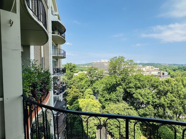 4215 Harding Pike Apt 903, Nashville, TN 37205