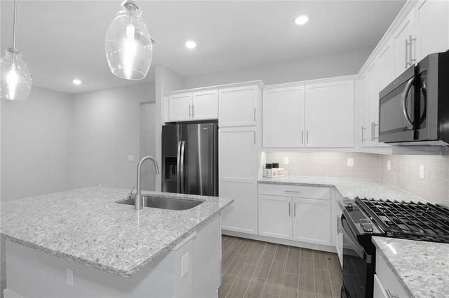 5270 NW 33RD PLACE, Ocala, FL 34482