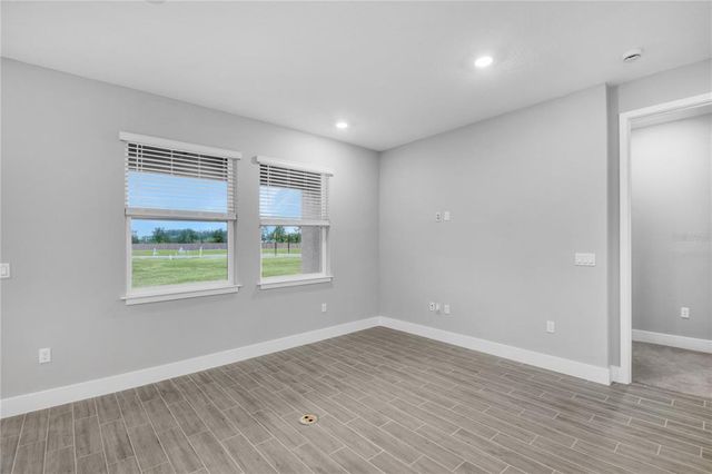 5270 NW 33RD PLACE, Ocala, FL 34482