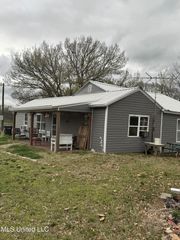 10843 Hwy 4 West, Senatobia, MS 38668