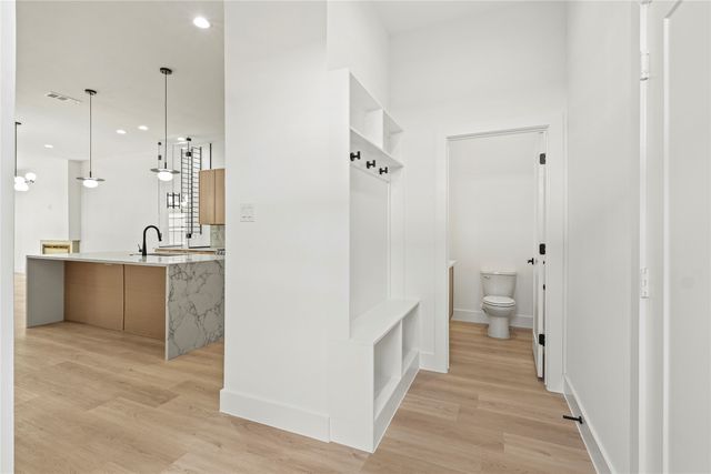 1908 Duluth Street, Dallas, TX 75212