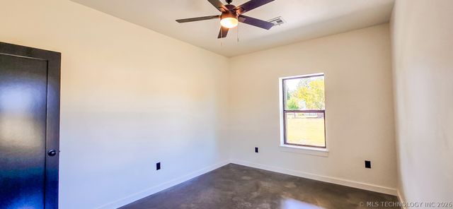 64 Reagan Drive, Eufaula, OK 74432