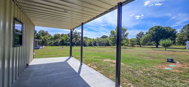 64 Reagan Drive, Eufaula, OK 74432