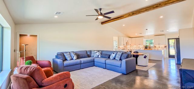 64 Reagan Drive, Eufaula, OK 74432