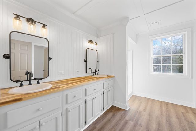 739 Central Way, Chatsworth, GA 30705