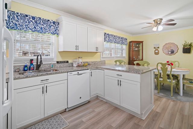 1308 Snowhill Dr., Conway, SC 29526