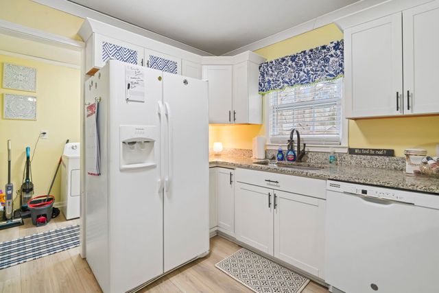 1308 Snowhill Dr., Conway, SC 29526