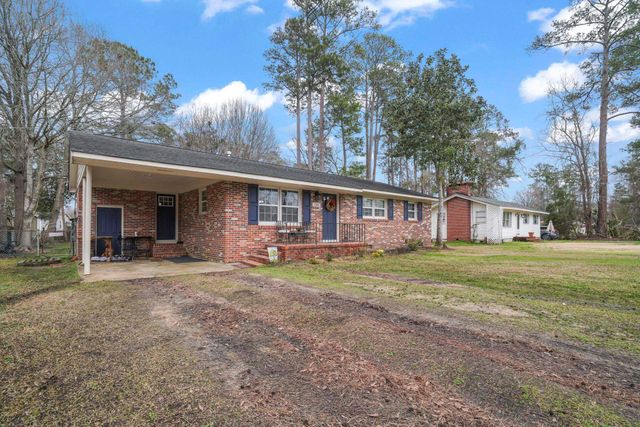 1308 Snowhill Dr., Conway, SC 29526