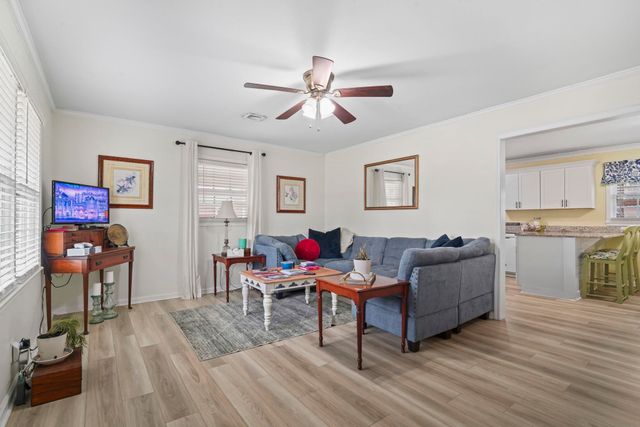 1308 Snowhill Dr., Conway, SC 29526