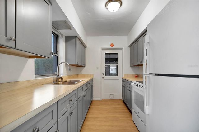 2334 AVENUE E NW, Winter Haven, FL 33880