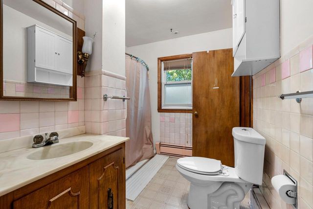 811 APPLETON ROAD, Menasha, WI 54952