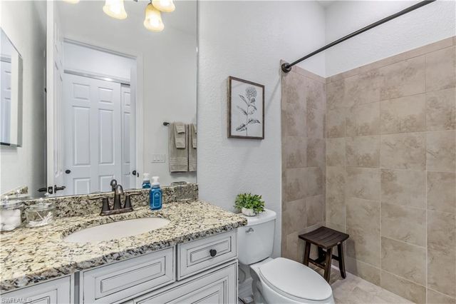 28111 Wicklow CT, Bonita Springs, FL 34135