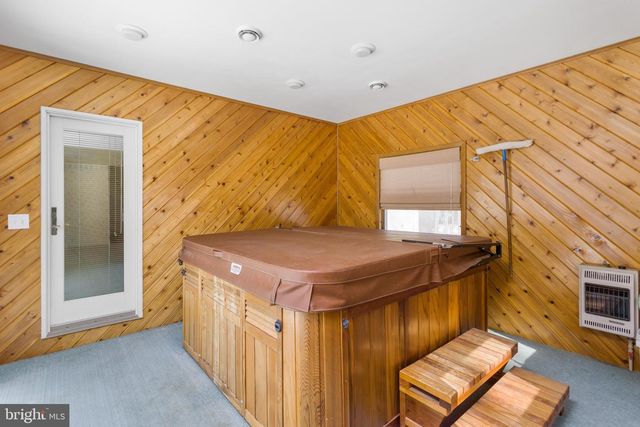 62 TINDALL RD, Robbinsville, NJ 08691