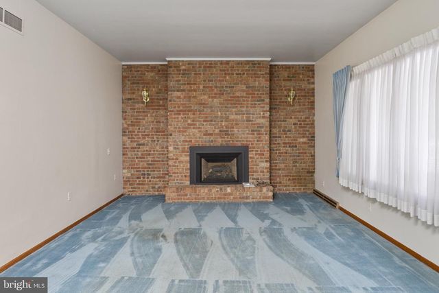 62 TINDALL RD, Robbinsville, NJ 08691