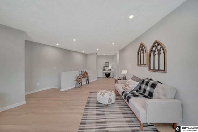 2505 S 70th Street, Lincoln, NE 68506