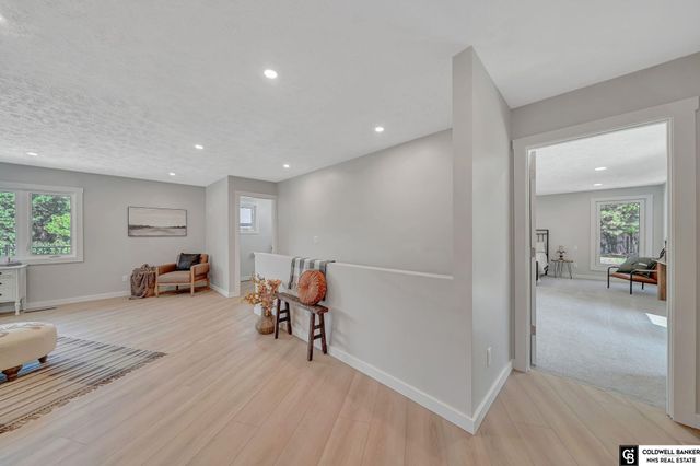 2505 S 70th Street, Lincoln, NE 68506