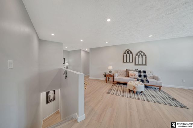 2505 S 70th Street, Lincoln, NE 68506