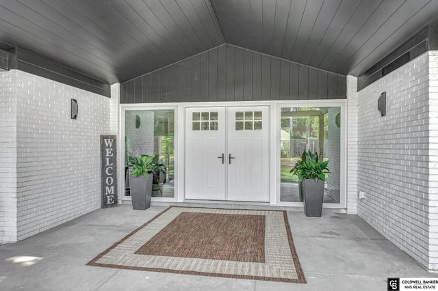 2505 S 70th Street, Lincoln, NE 68506