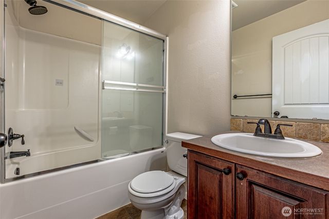 20612 95th Avenue Ct E, Graham, WA 98338
