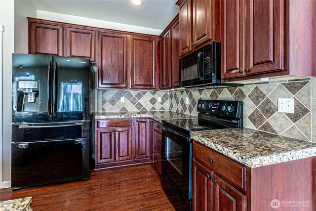 20612 95th Avenue Ct E, Graham, WA 98338
