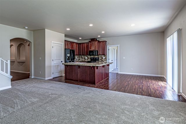 20612 95th Avenue Ct E, Graham, WA 98338
