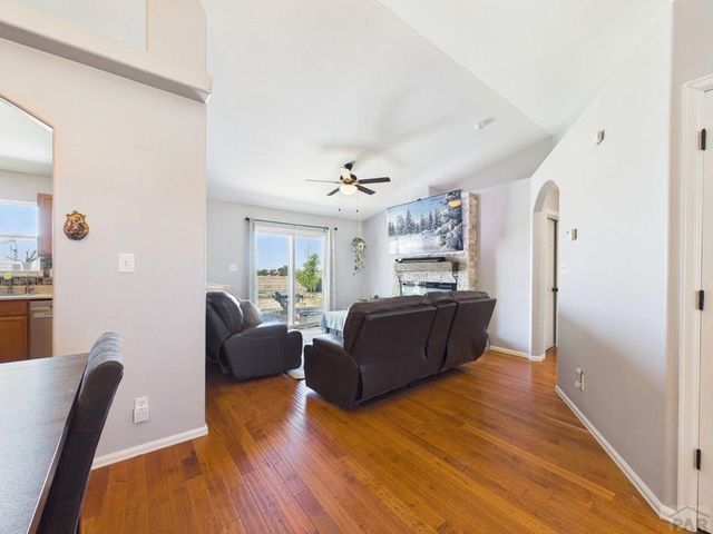 635 E Chaunsey Dr, Pueblo West, CO 81007