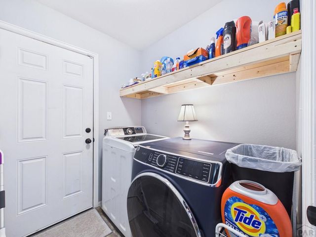 635 E Chaunsey Dr, Pueblo West, CO 81007