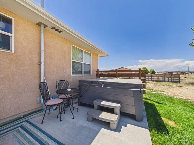 635 E Chaunsey Dr, Pueblo West, CO 81007